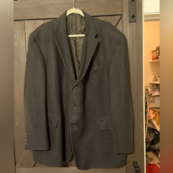 Three button sport jacket. 52 R. - Picture 1 of 3